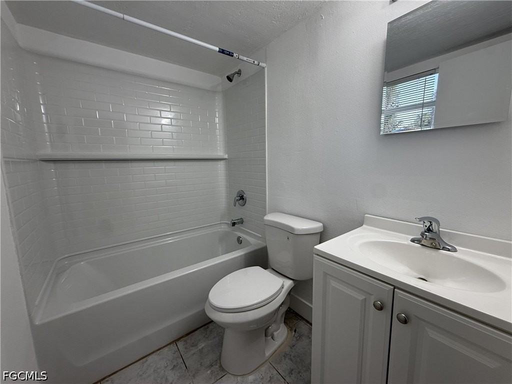 2239 Jackson St #2265 - Photo 7 of 7