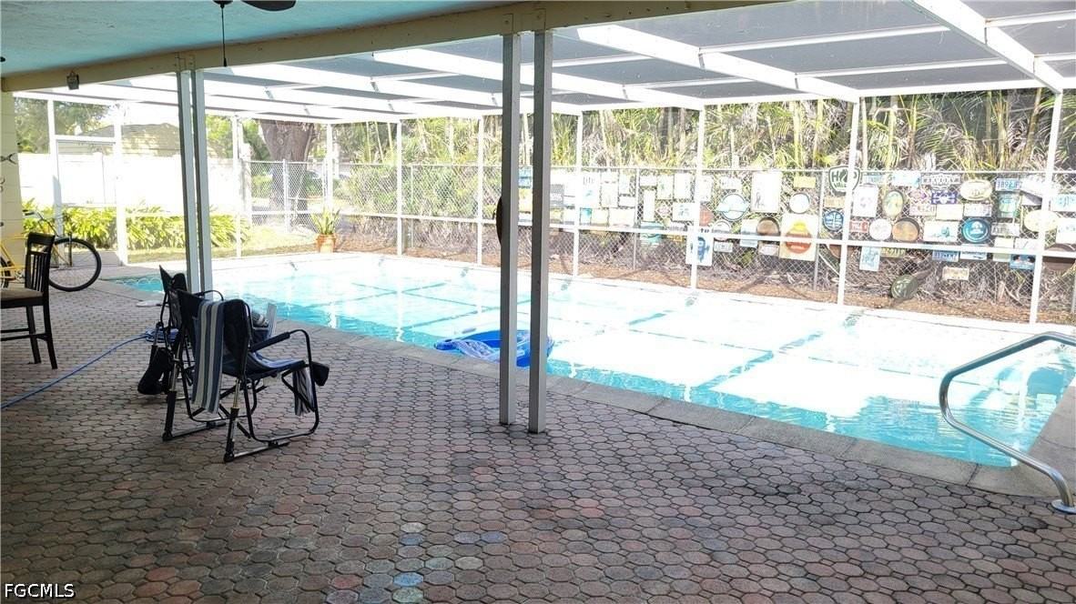 1403 Davis Dr - Photo 3 of 30