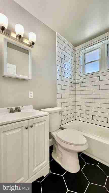 2001 Middleton St - Photo 7 of 11