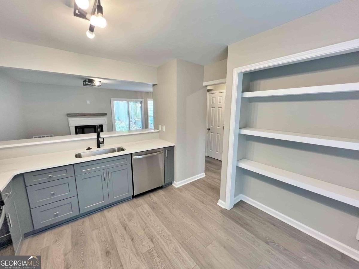 3573 Kennesaw Station Dr Nw - Photo 5 of 22