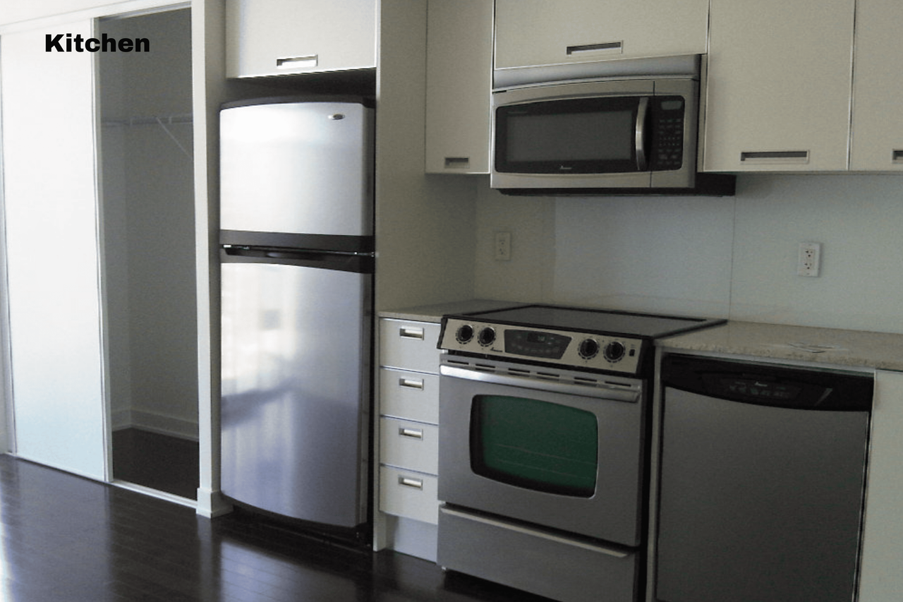 Yonge St & Bloor St W - Photo 4 of 22