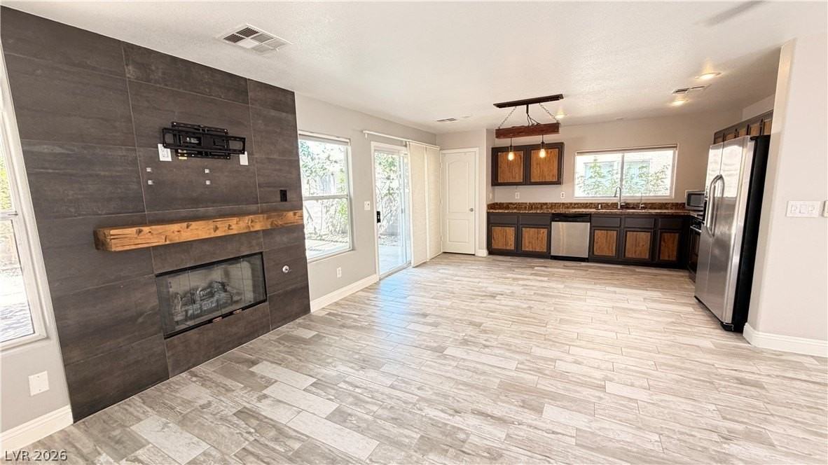 1113 Majestic Canyon St - Photo 7 of 47