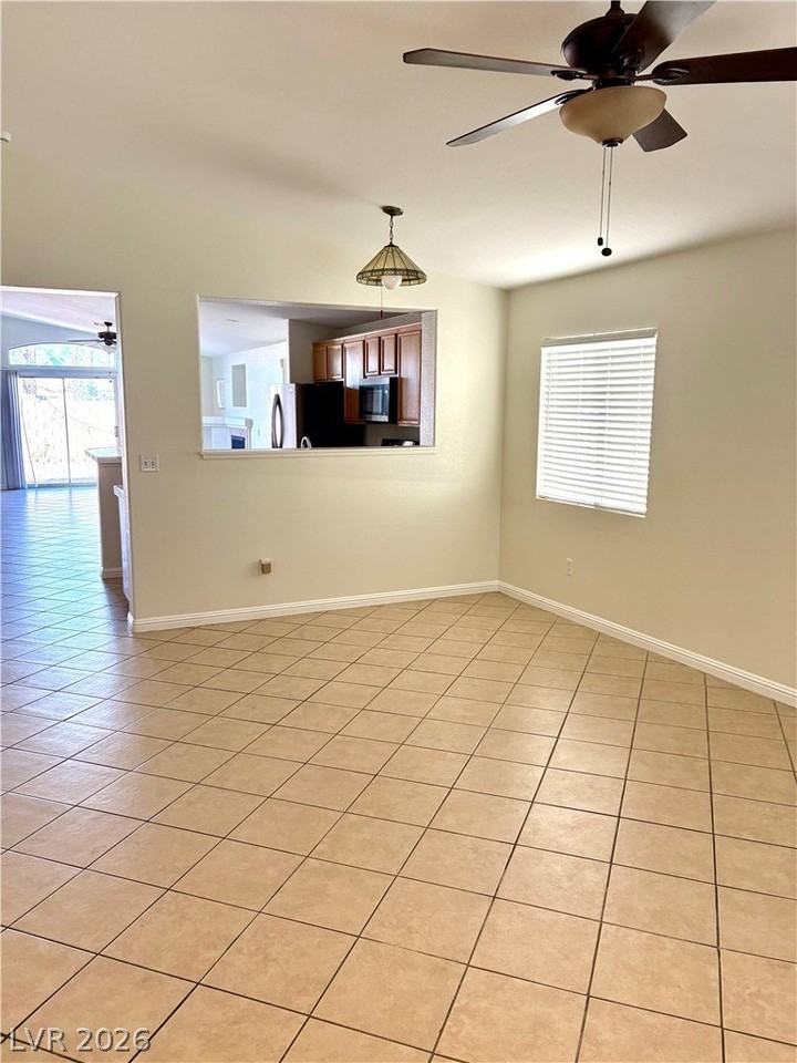 8128 Backpacker Ct - Photo 3 of 9