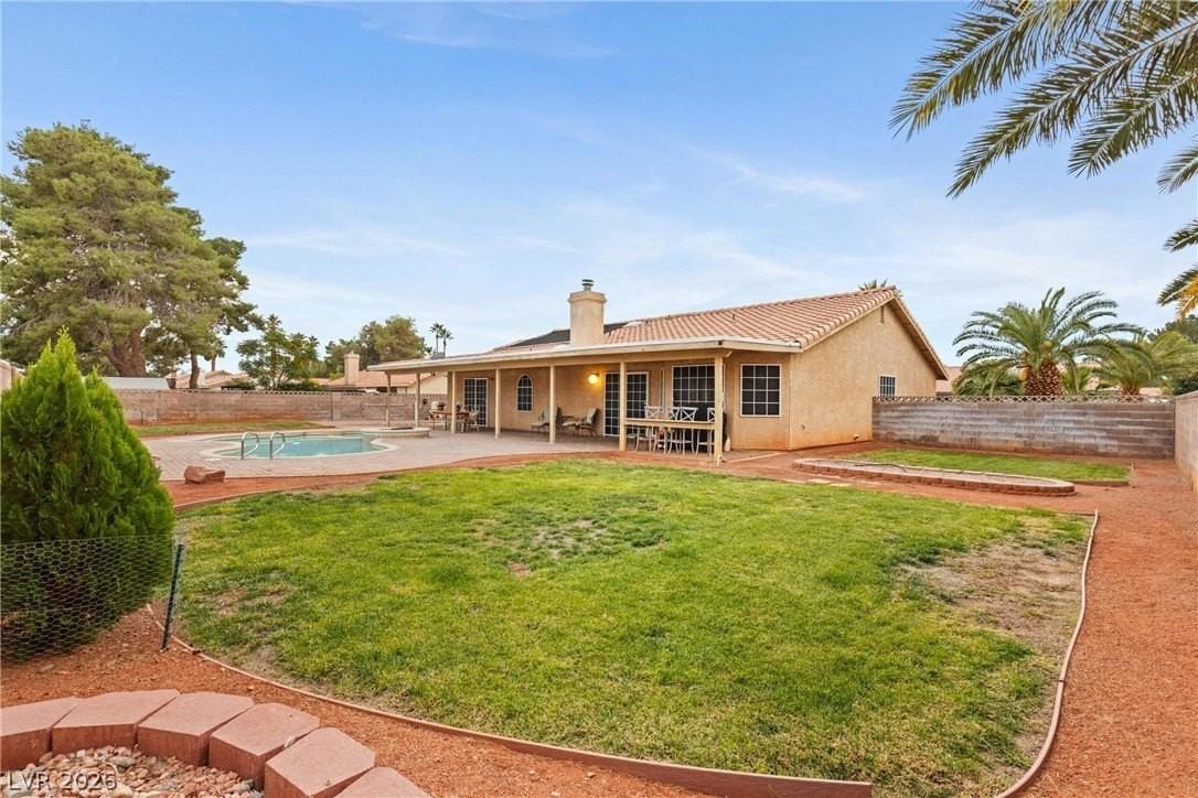 7530 Demona Dr - Photo 4 of 25