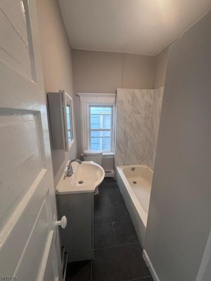 487 E 24th St - Photo 7 of 7