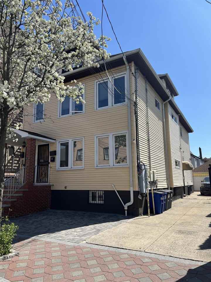 8110 5th Ave #1 - Photo 2 of 23