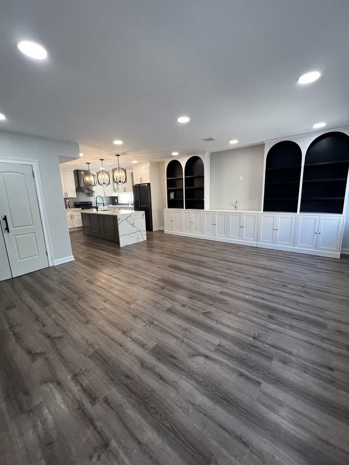 8110 5th Ave #1 - Photo 3 of 23