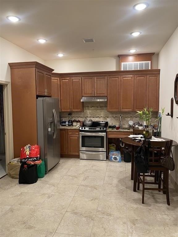 258 Broadway - Photo 2 of 9