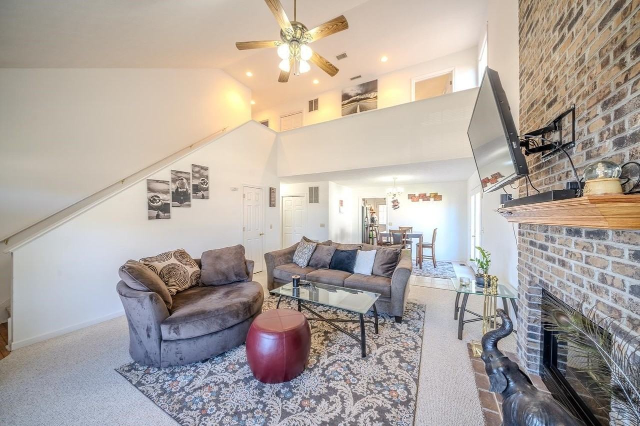 474 Diana Ct - Photo 5 of 24