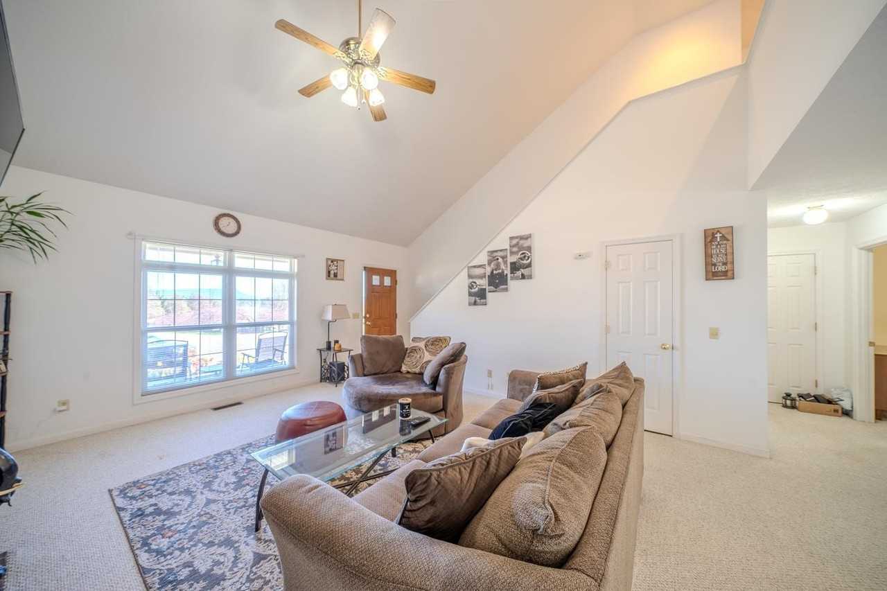 474 Diana Ct - Photo 6 of 24