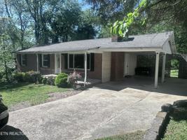 featured image of 2516 Wayland Ave