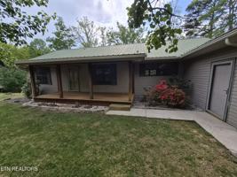 featured image of 1016 Hickory Hill Dr