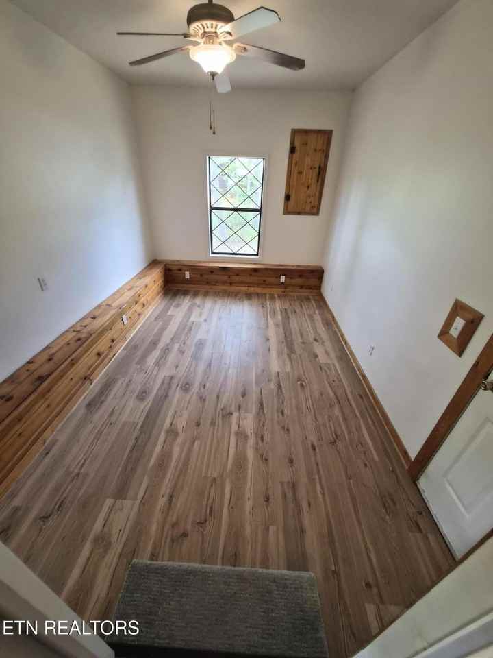 1016 Hickory Hill Dr - Photo 6 of 11