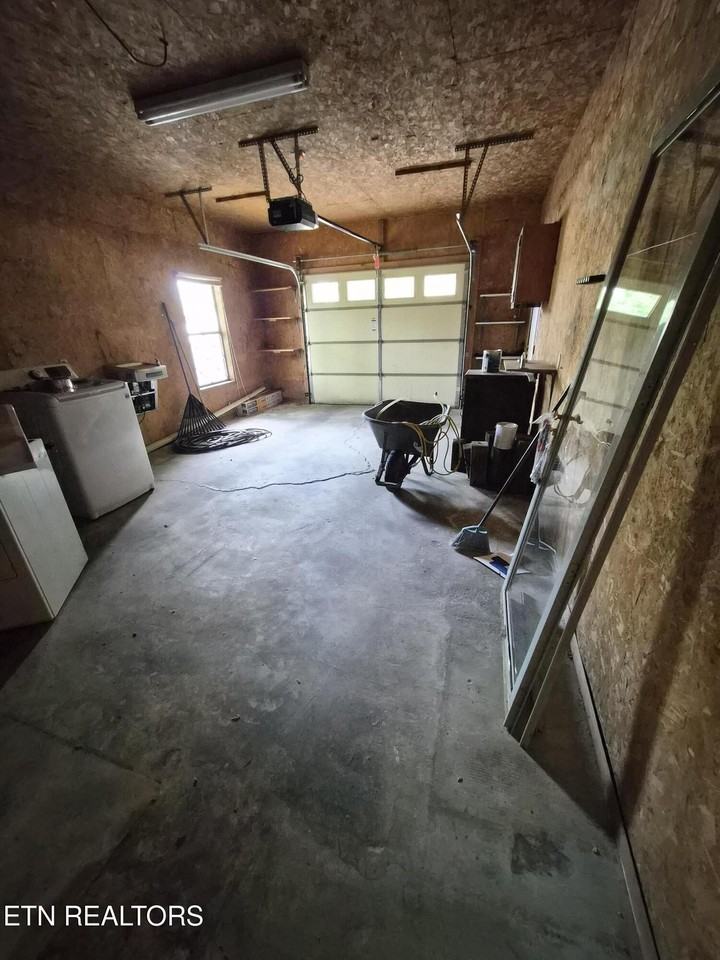 1016 Hickory Hill Dr - Photo 7 of 11