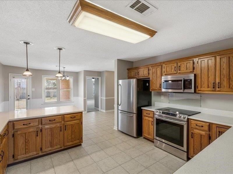 615 Jockey Cv - Photo 5 of 18