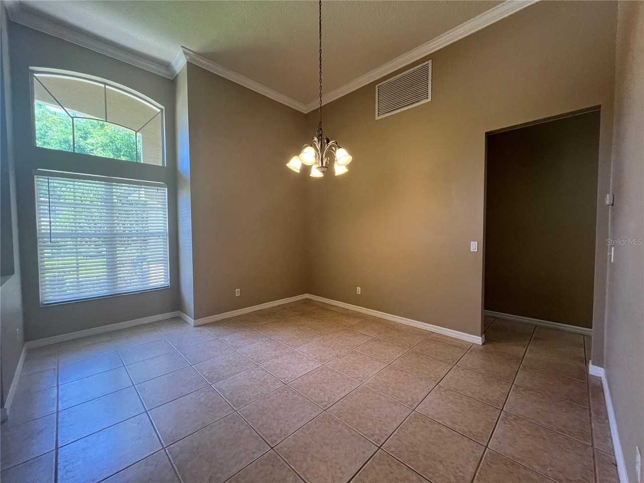 1590 Cherry Lake Way - Photo 4 of 31