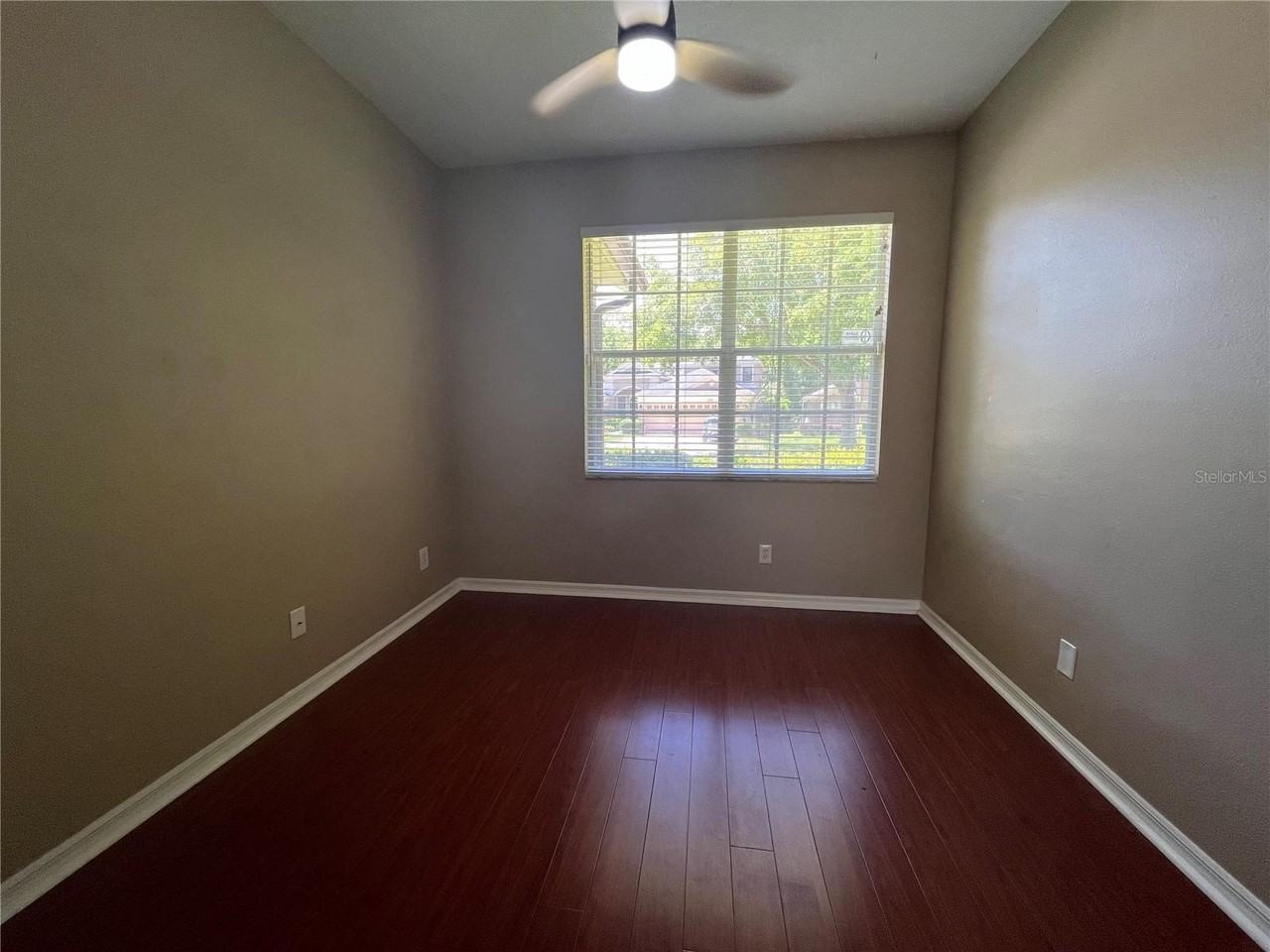 1590 Cherry Lake Way - Photo 6 of 31