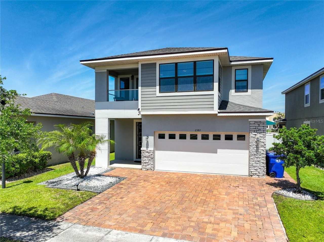 2381 Rapollo Dr - Photo 2 of 50