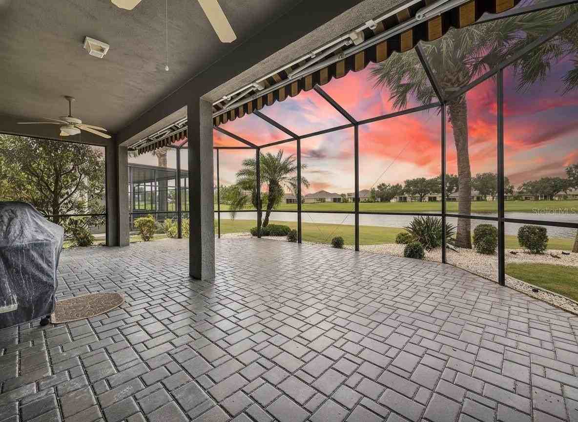 1039 Emerald Dunes Dr - Photo 7 of 50