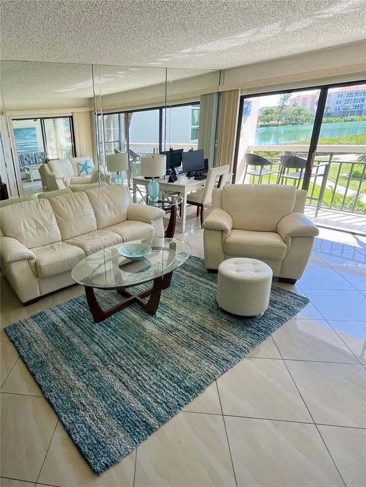 7893 Sailboat Key Blvd S #202 - Photo 4 of 30