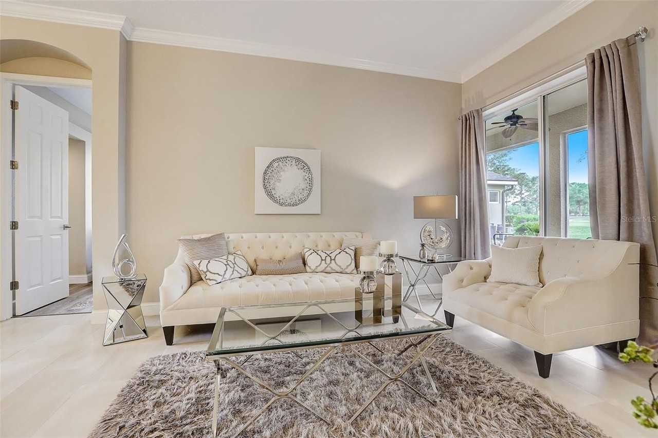 23338 Dinhurst Ct - Photo 5 of 35