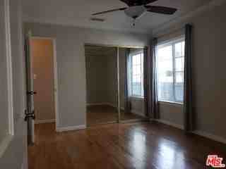 1729 S Carmelina Ave - Photo 6 of 8