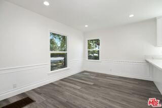 8918 Cadillac Ave #A - Photo 7 of 8