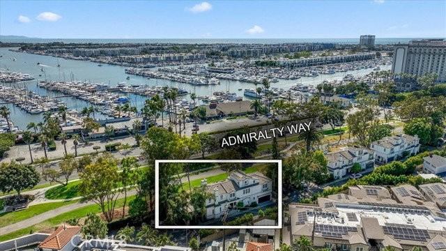 1020 Harbor Crossing Ln - Photo 2 of 8