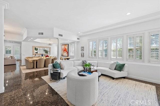 1020 Harbor Crossing Ln - Photo 5 of 8