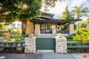 featured image of 2544 3rd St