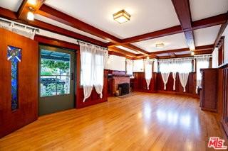 2544 3rd St - Photo 4 of 8