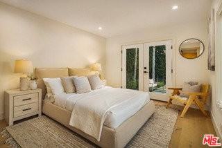 8817 Ashcroft Ave - Photo 7 of 8