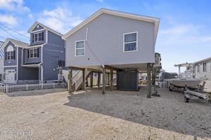 featured image of 128 E Dory Dr