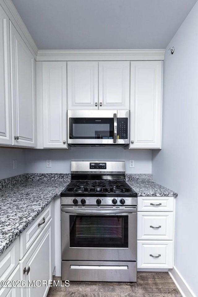 1009 Arnold Ave #2A - Photo 3 of 13