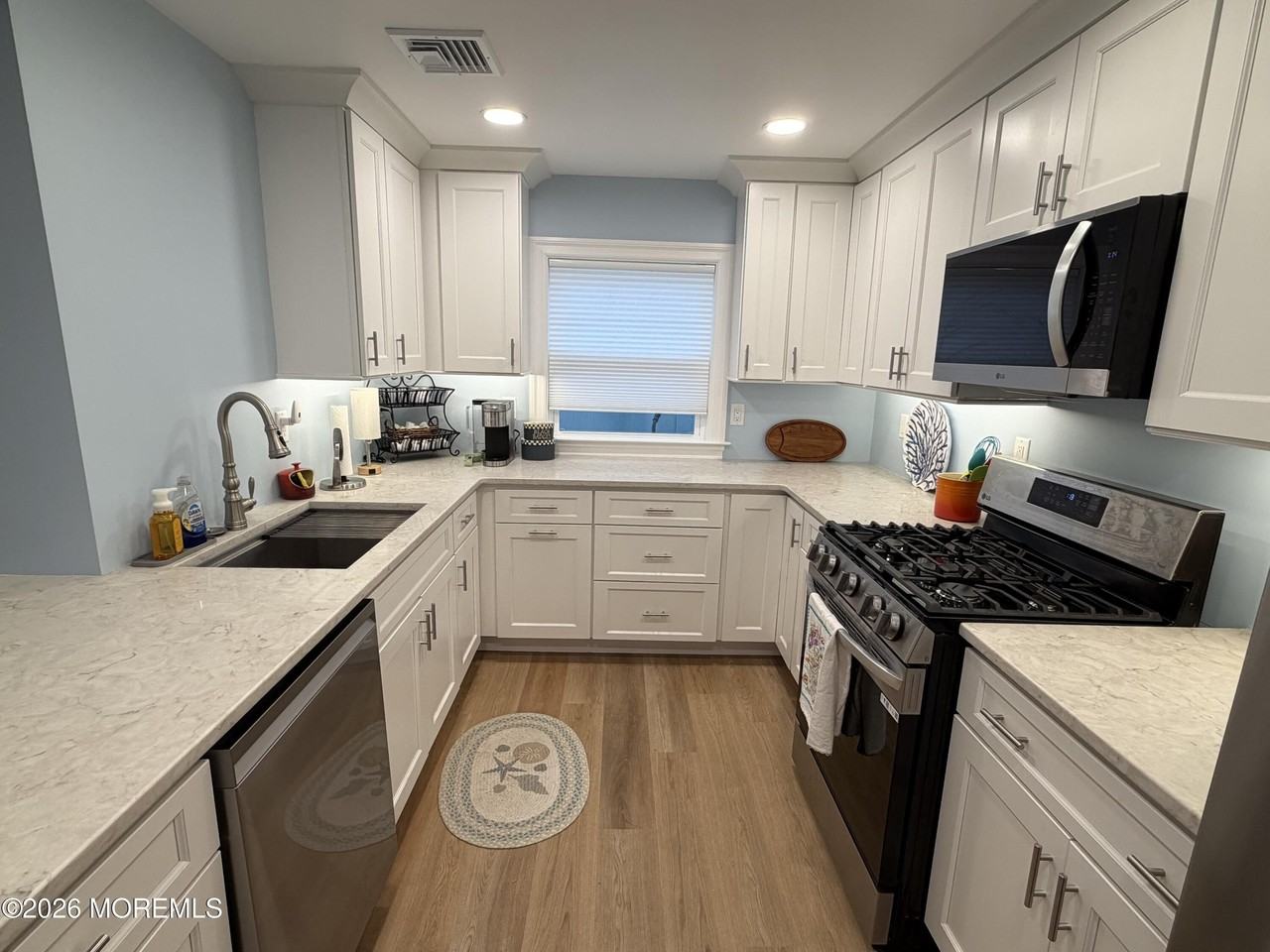 408 13th Ave - Photo 6 of 10