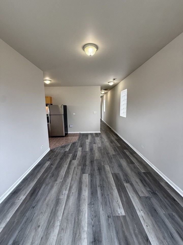 7952 S Carpenter St #3 - Photo 2 of 11