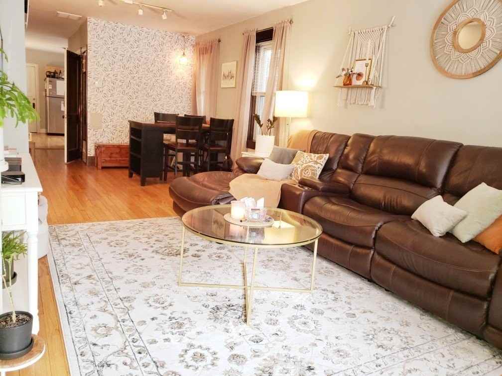 1530 W Diversey Pkwy #1 - Photo 2 of 14