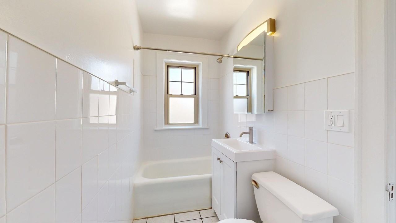 7 W Campbell St #13 - Photo 6 of 8