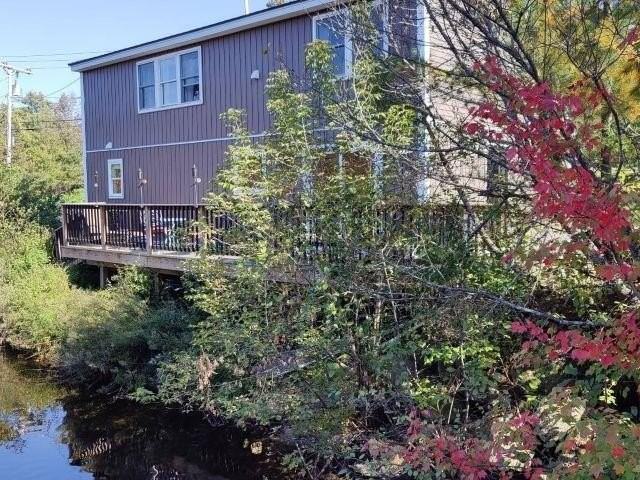 162 Lower Main St - Photo 2 of 14