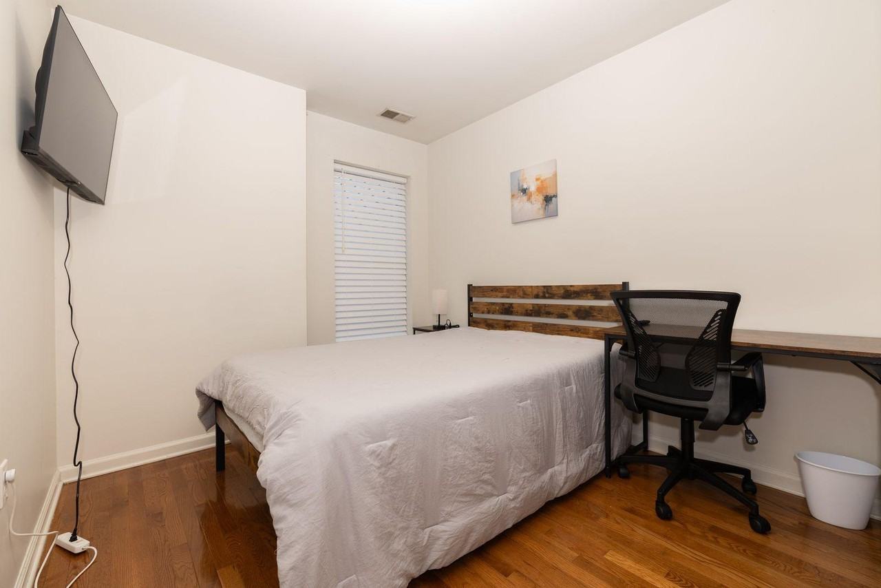 W Montgomery Ave - Photo 6 of 13