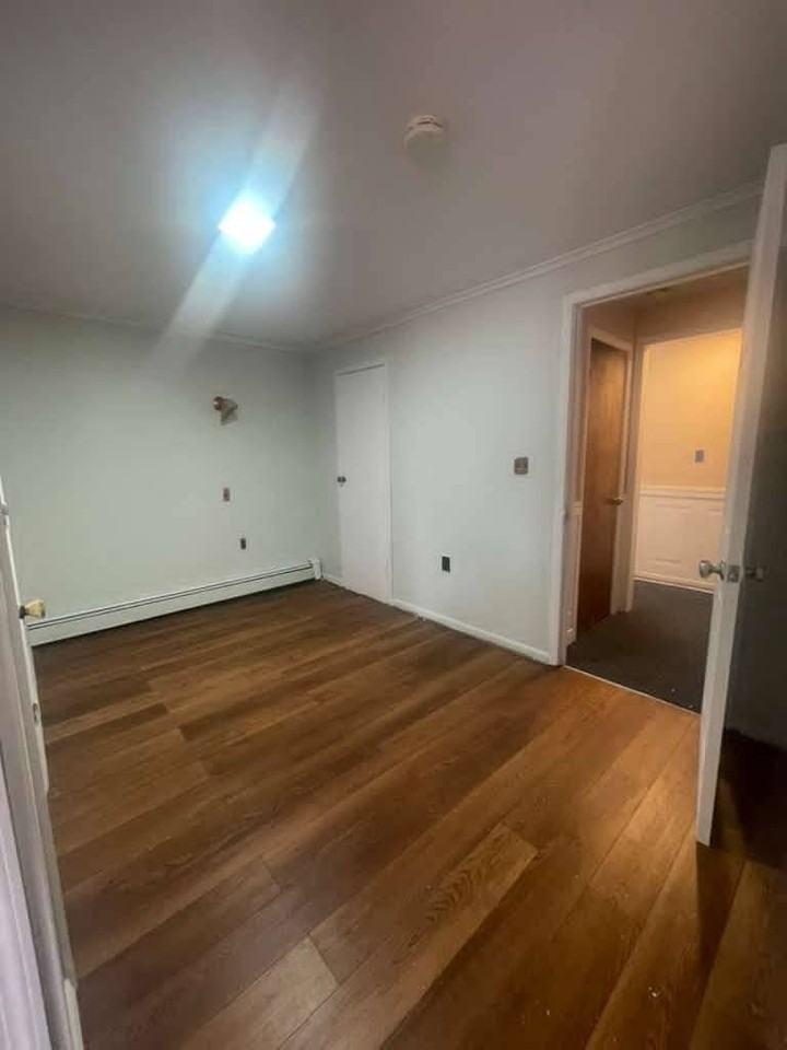 43 Valerie Dr - Photo 2 of 4