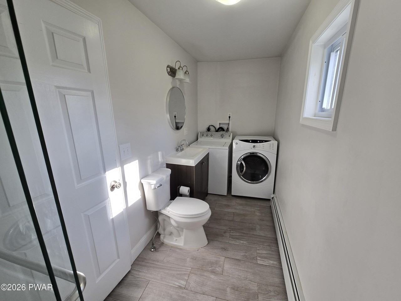 37 Green St - Photo 7 of 9