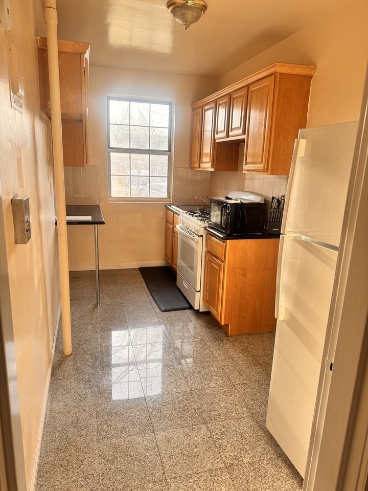 135-38 78th Avenue #1FL - Photo 4 of 9