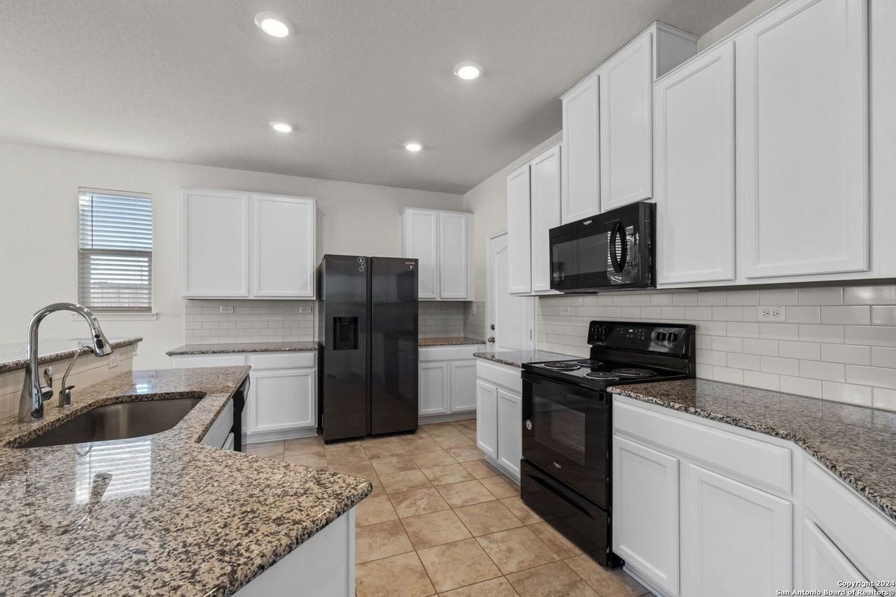 3420 Taurus Sky - Photo 7 of 27