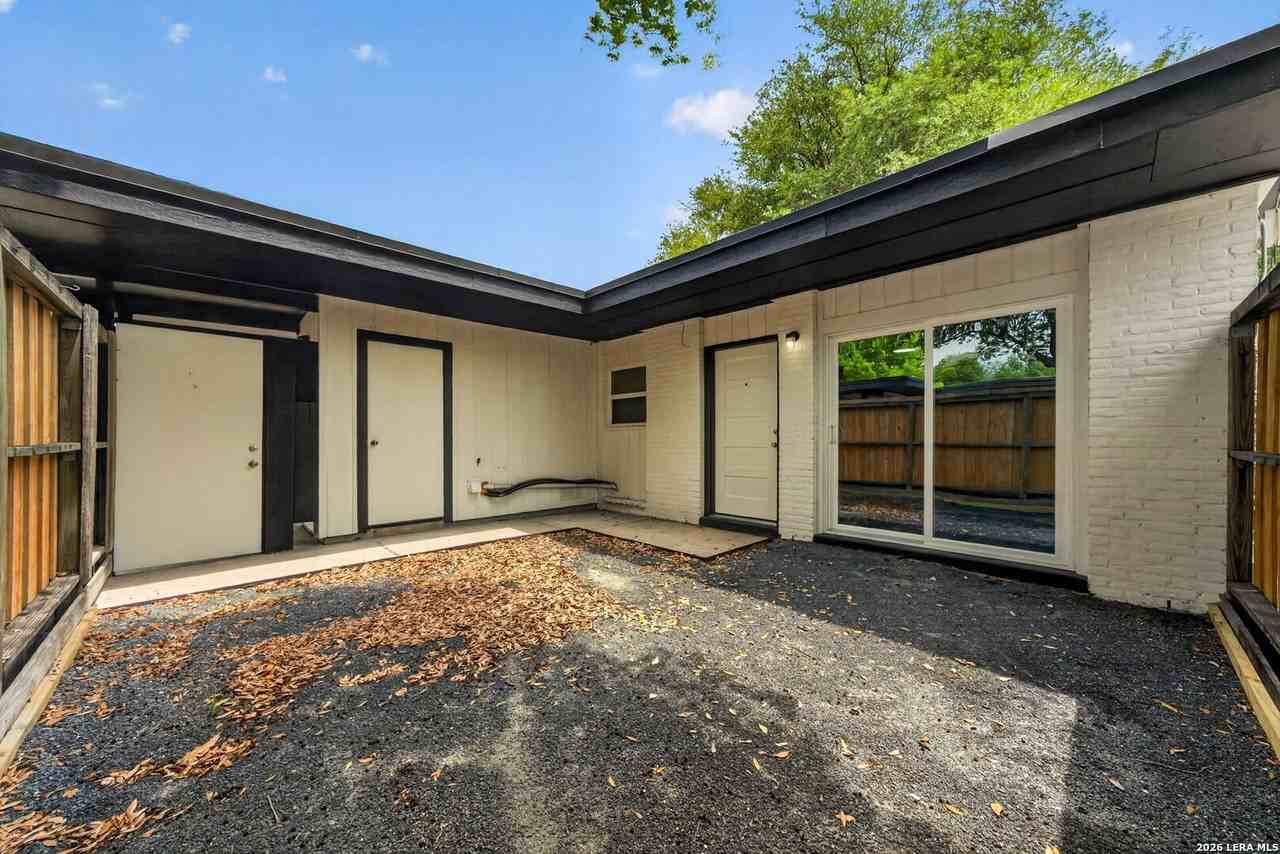 600 Gentleman Rd #1 - Photo 4 of 17