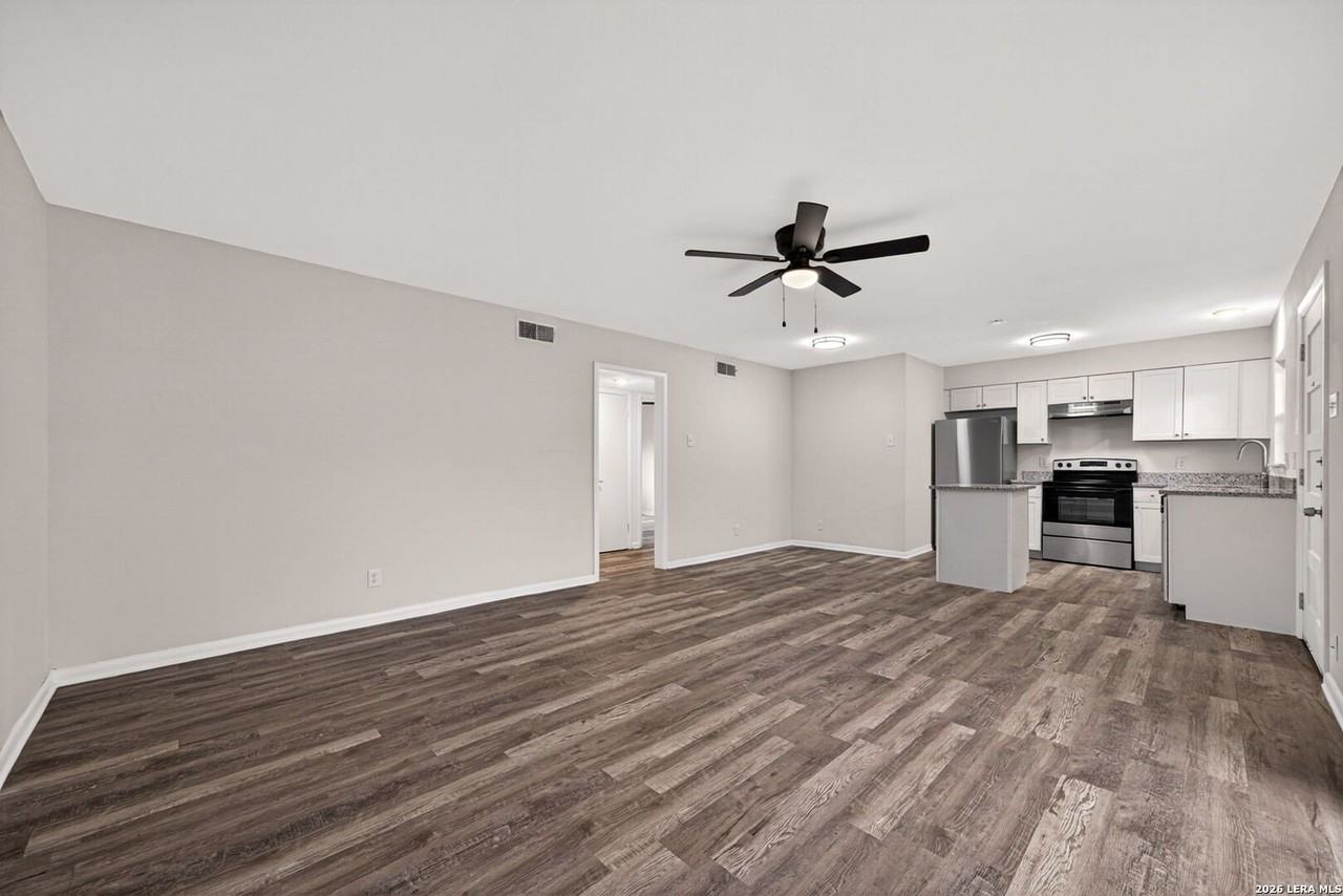 600 Gentleman Rd #7 - Photo 6 of 17