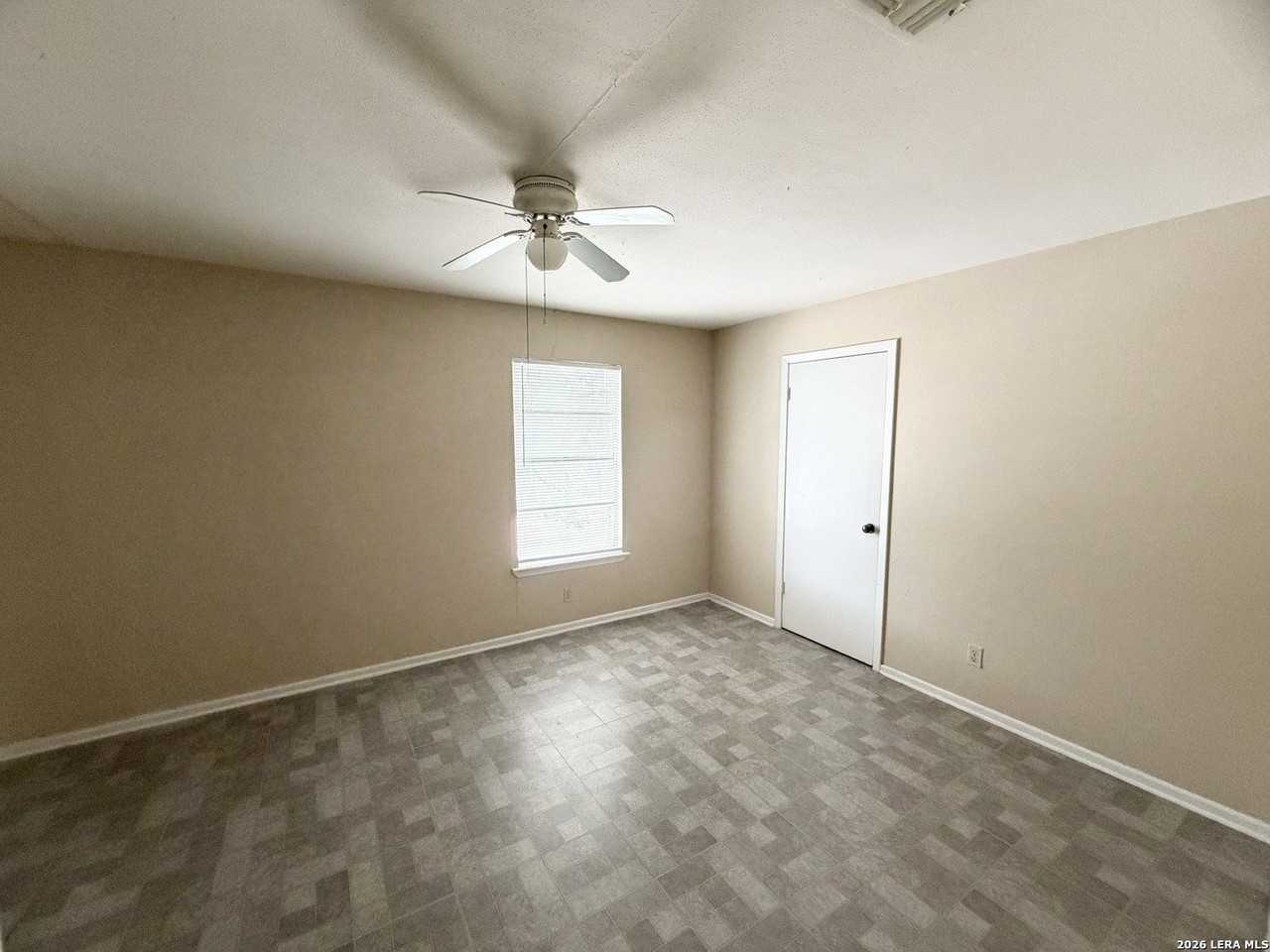 115 Victor St #4 - Photo 7 of 17