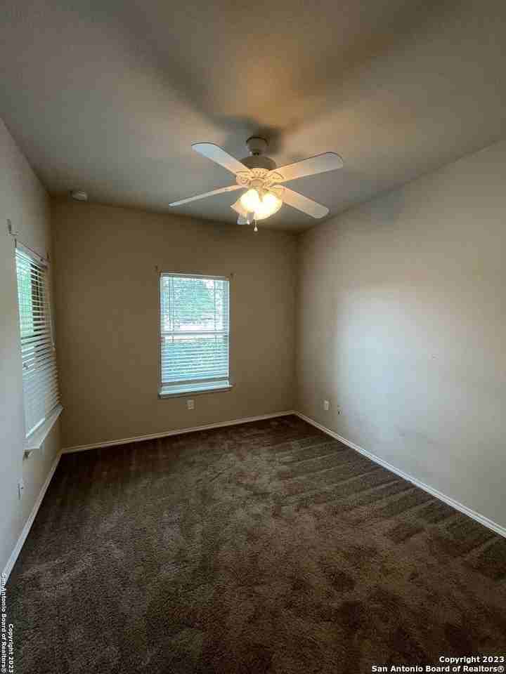 4326 Stanley Park - Photo 4 of 16