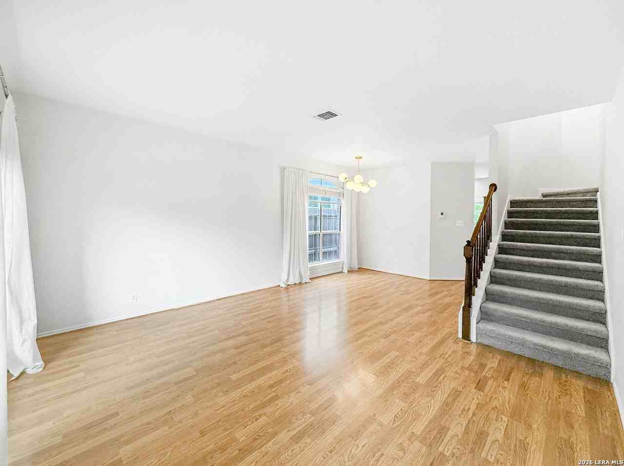 15015 Northern Dancer - Photo 3 of 27