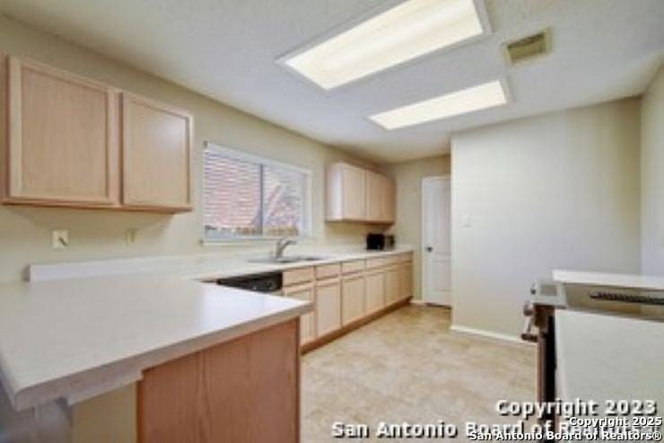 21935 Legend Point Dr - Photo 5 of 8